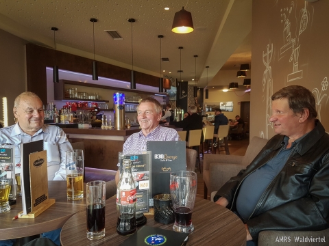 OE7er-Besuch-B30-02